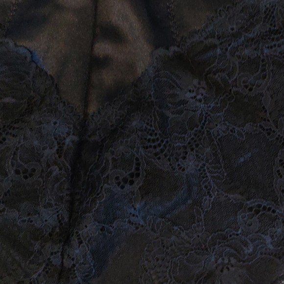 Body Beautiful Smooth And Silky Bodysuit Shaper - Picture 6 of 7